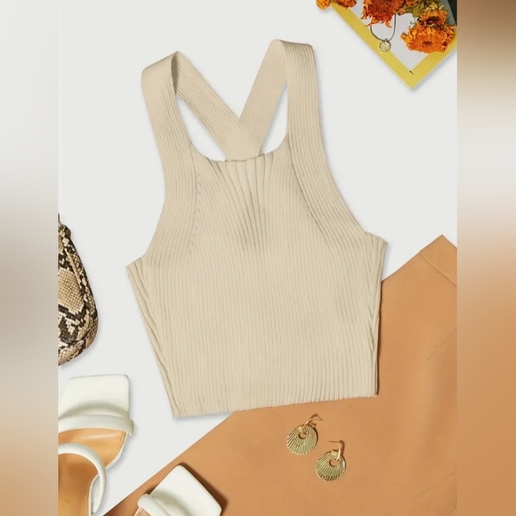 Plain Wrap Sleeveless Knitted Top - Picture 5 of 10